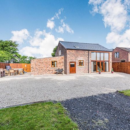 Vila Stuarts Farm Barn Westhead Exteriér fotografie